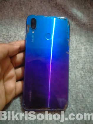 Huawei Nova 3i